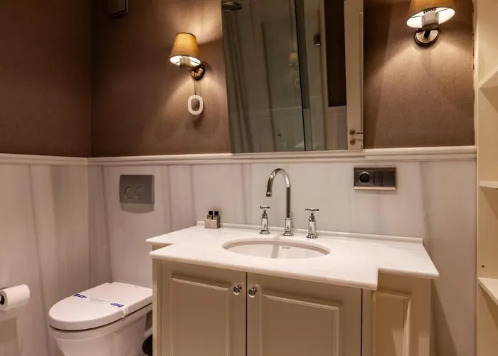 Luxury Modern 3bed25bath Bright Pad #375 * イスタンブール