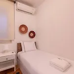 Luxury Modern 3bed25bath Bright Pad #375