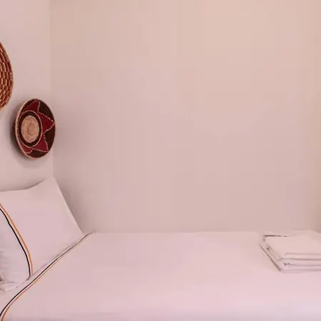 Luxury Modern 3bed25bath Bright Pad #375 Istanboel