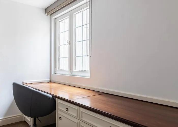 公寓 Luxury Modern 3bed25bath Bright Pad #375 *